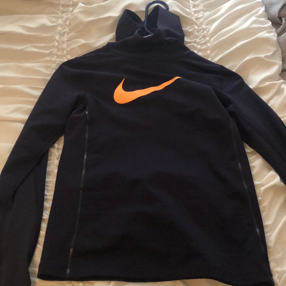 Girls Nike hoodie and leggings set